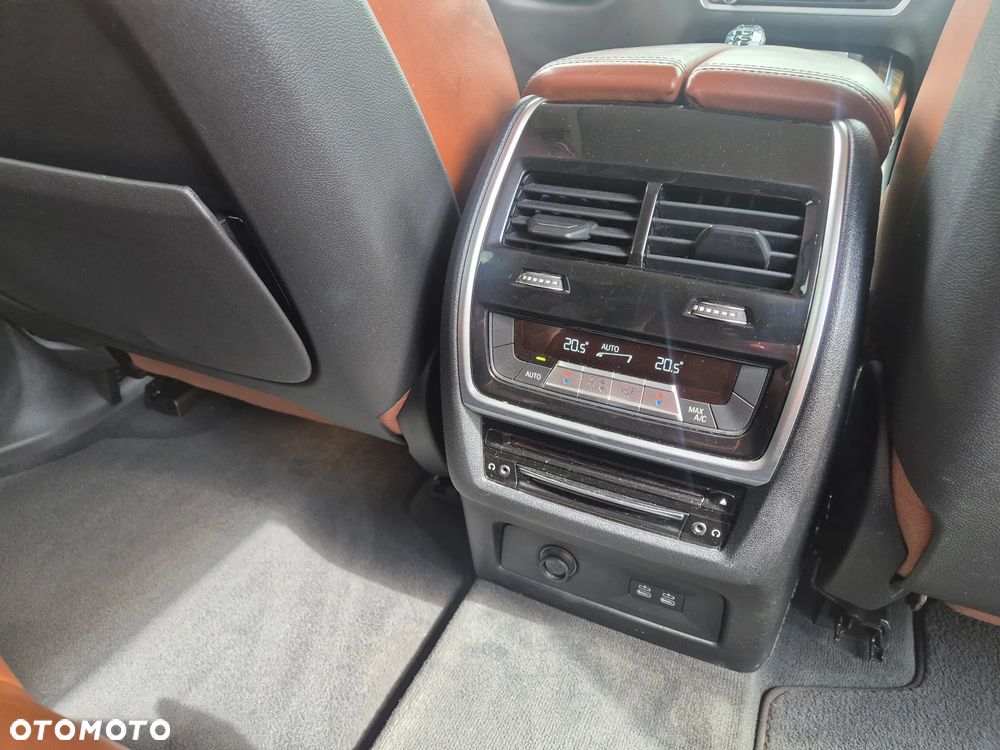 BMW X7 xDrive30d sport - 26