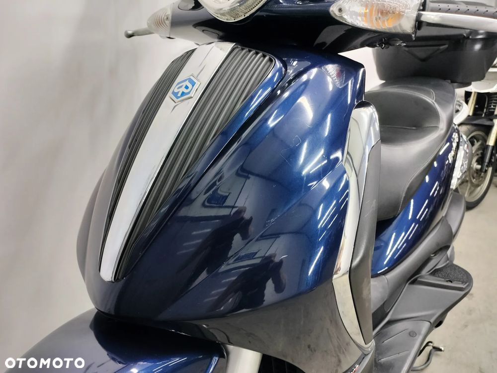 Piaggio Beverly - 21