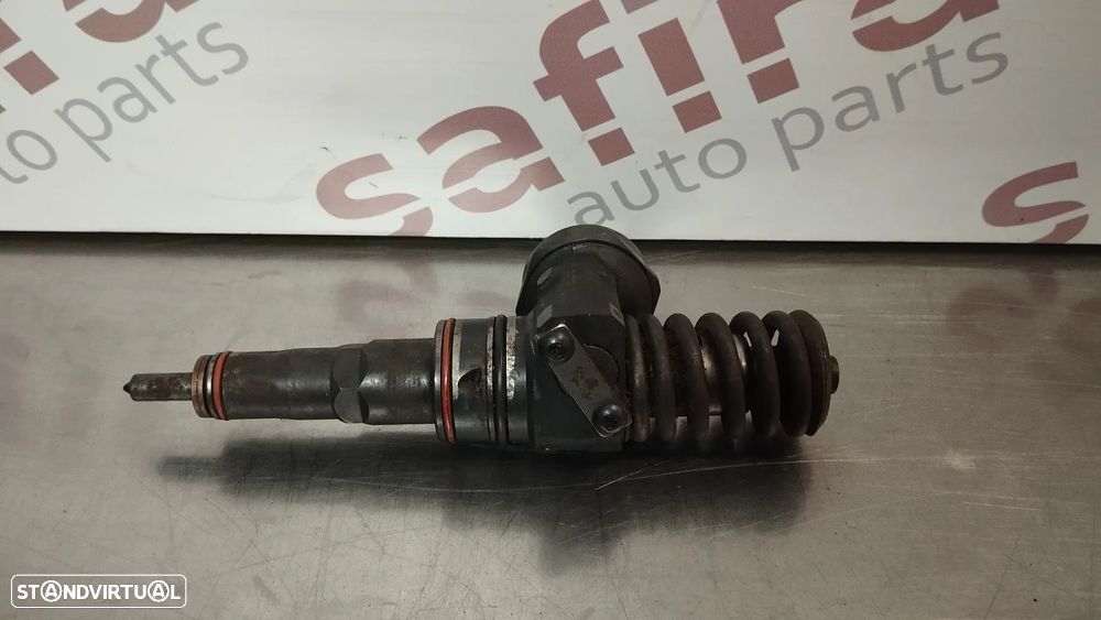 INJECTOR / INJETOR VOLKSWAGEN / SEAT / SKODA 1.4TDI REF. 0414720035 045130073T BJ - 1