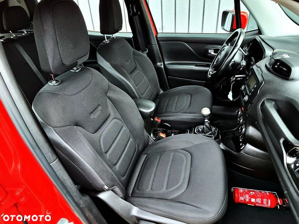 Jeep Renegade 1.4 MultiAir Night Eagle - 25