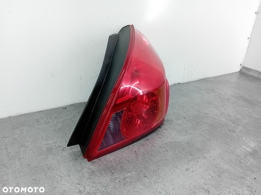 LAMPA TYLNA PRAWA KIA PRO CEE'D 009735-02  168040-02 HATCHBACK - 6