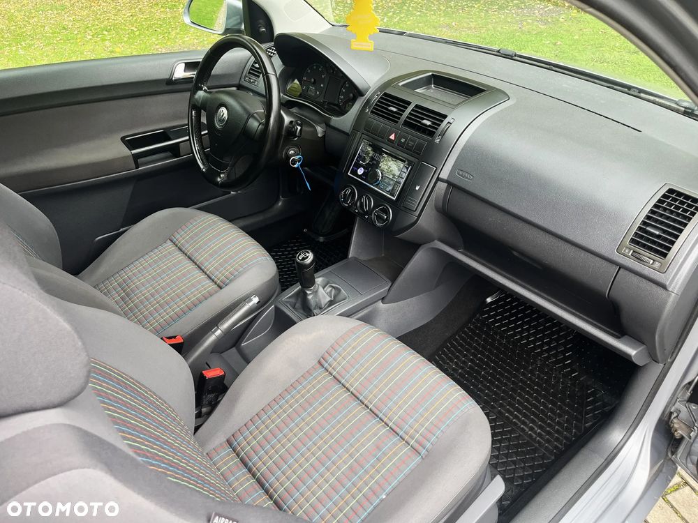 Volkswagen Polo 1.2 Comfortline - 16