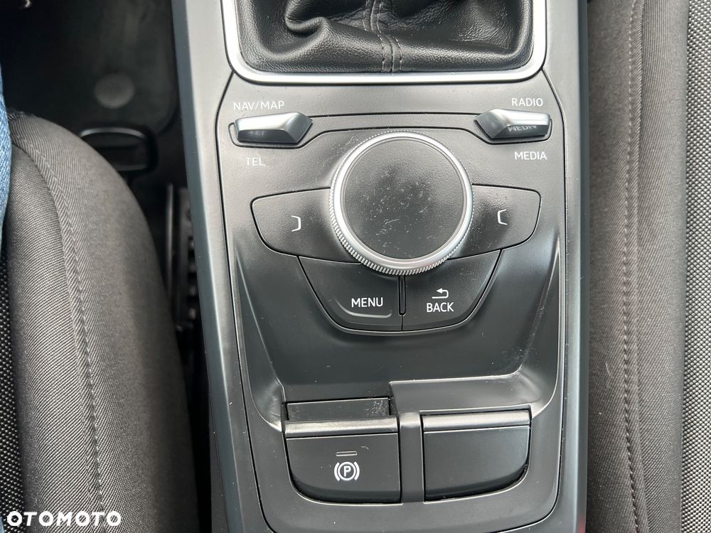 Audi Q2 30 TDI - 33