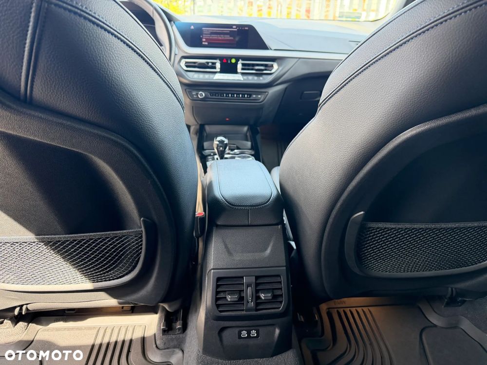 BMW Seria 1 118i M Sport - 13