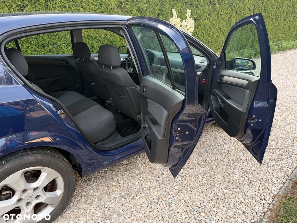 Opel Astra 1.6 Enjoy - 8