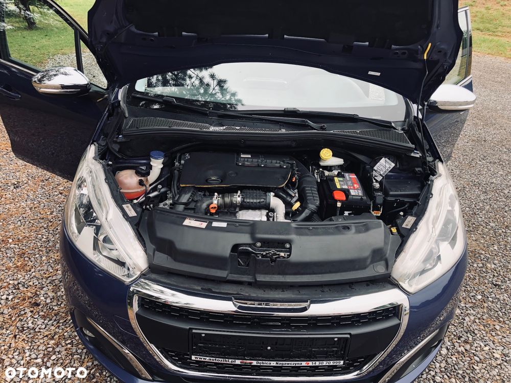 Peugeot 208 - 17