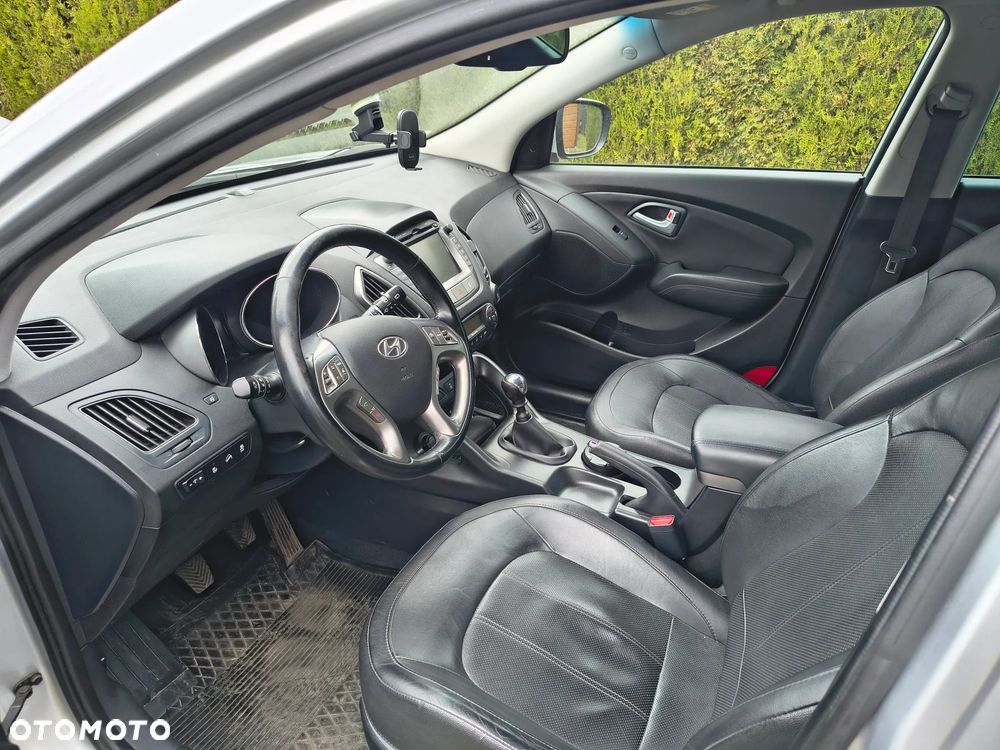 Hyundai ix35 2.0 CRDi 4WD Premium - 8