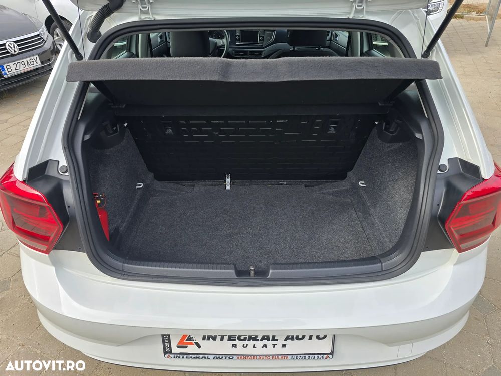 Volkswagen Polo 1.0 Comfortline - 17
