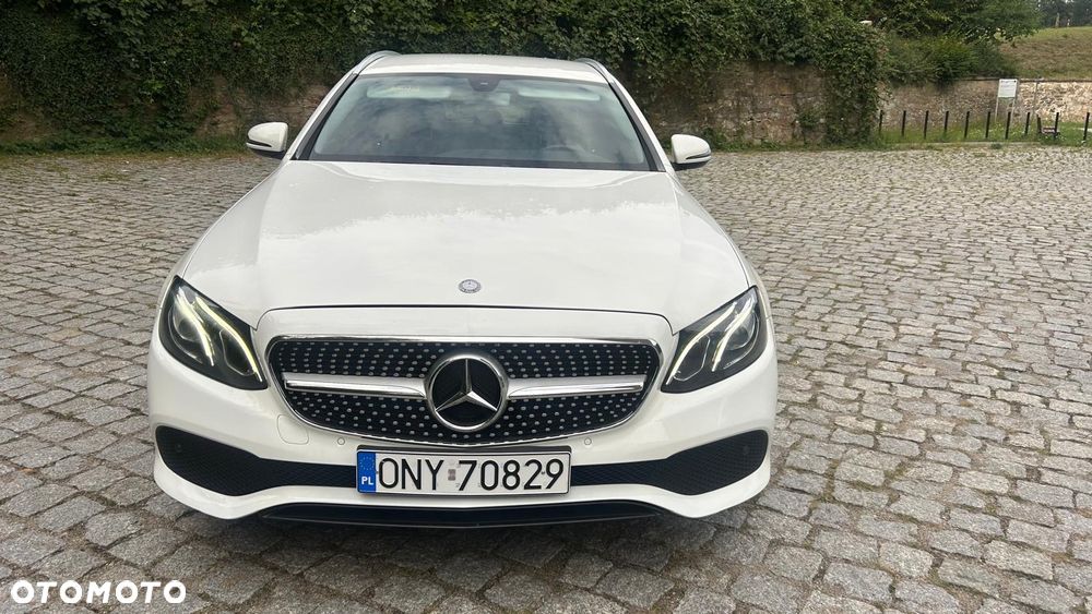 Mercedes-Benz Klasa E 220 d Business Edition 9G-TRONIC - 11