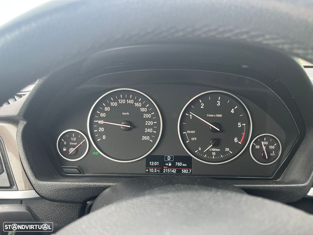 BMW 320 d Auto Line Modern - 3