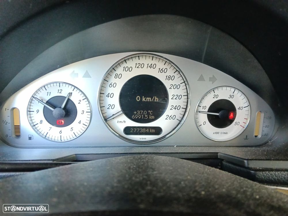 Mercedes-Benz E 220 - 19