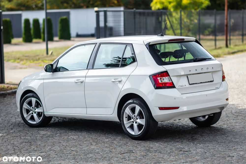 Skoda Fabia - 11