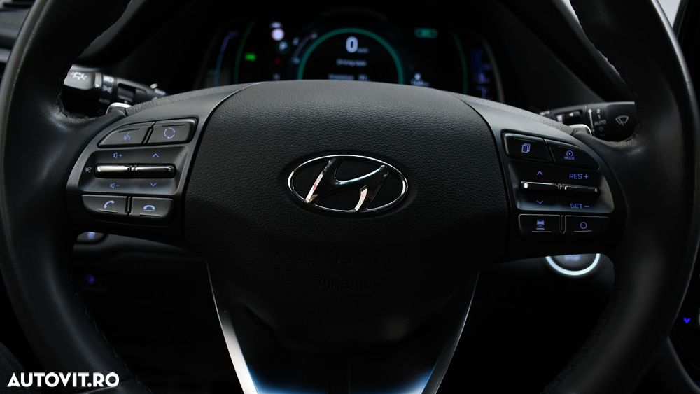 Hyundai IONIQ Plug-in-Hybrid 1.6 GDI Style - 22