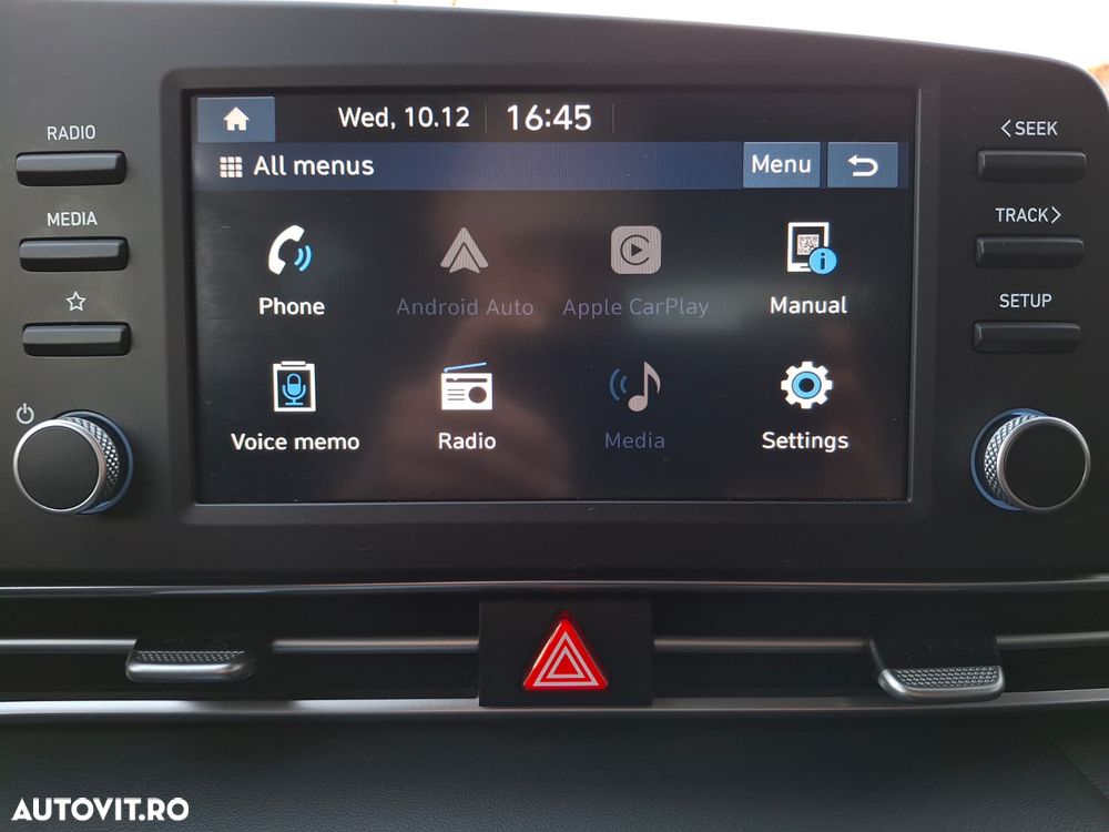 Hyundai Elantra - 18