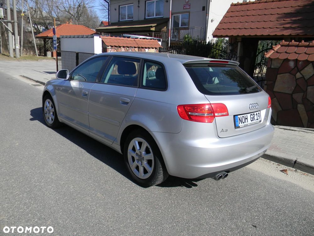 Audi A3 Sportback 1.4 TFSI S tronic Attraction - 6