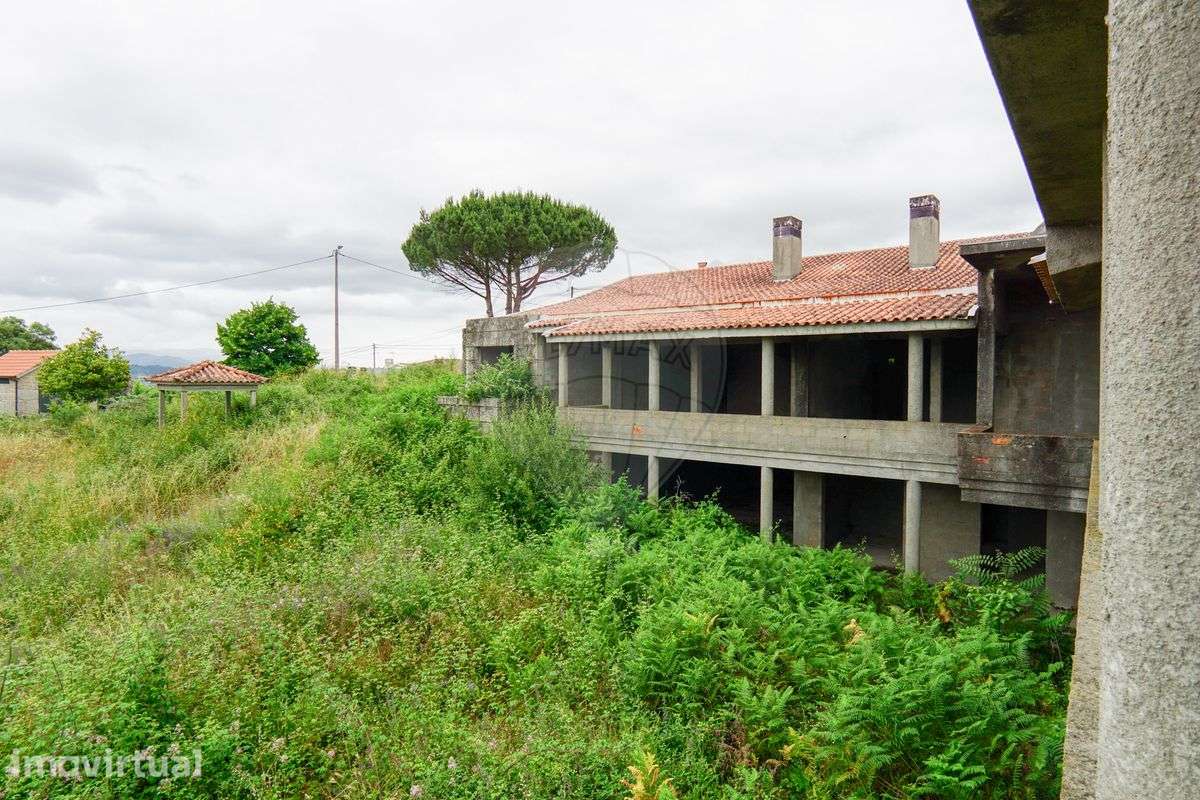 Moradia T5 para venda - Grande imagem: 3/14