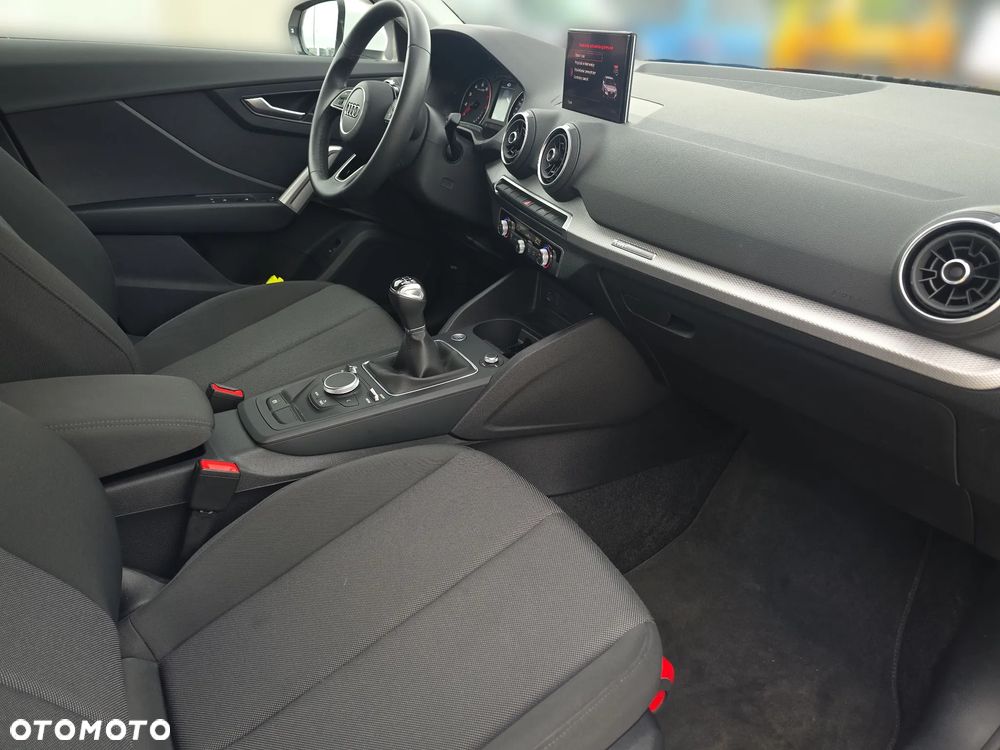 Audi Q2 30 TFSI - 13
