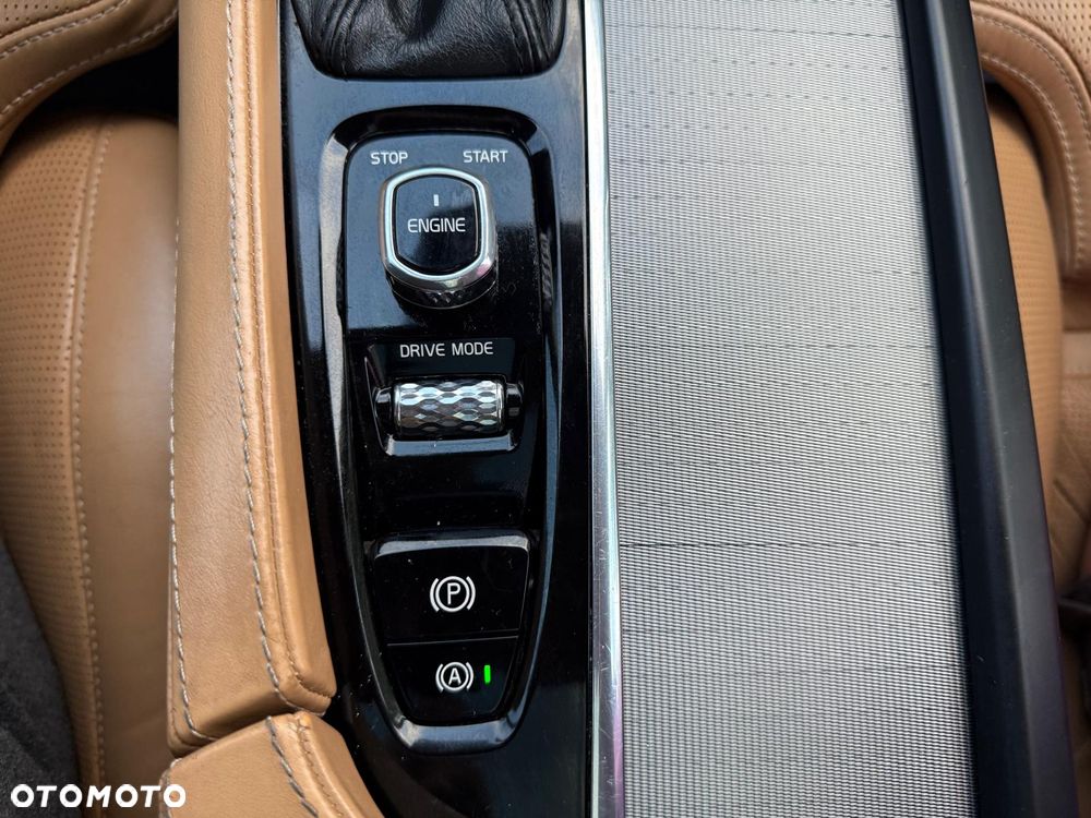 Volvo XC 90 T6 AWD Inscription 7os - 30