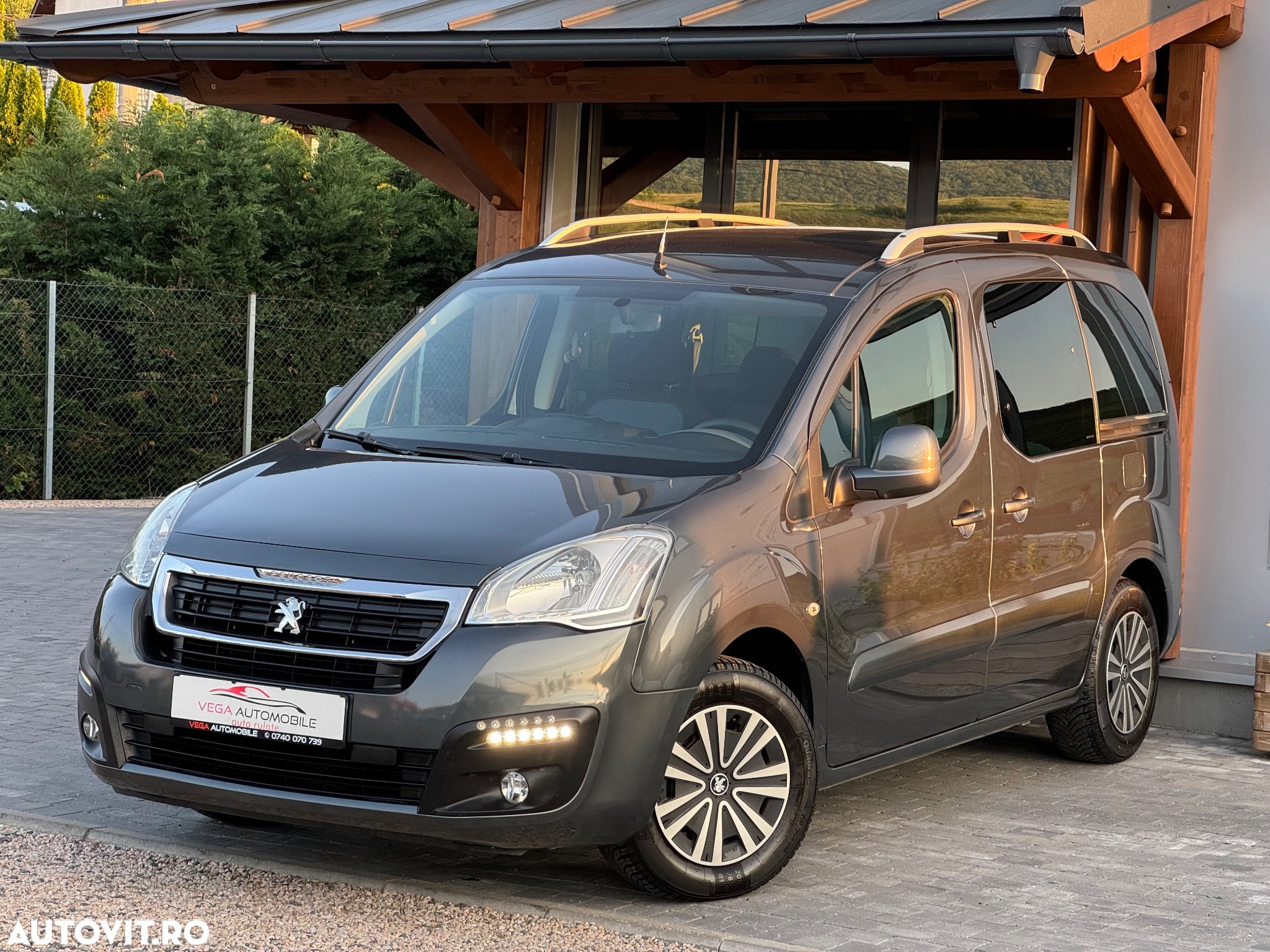 Peugeot Partner Tepee BlueHDi 100 Stop&Start Allure - 2