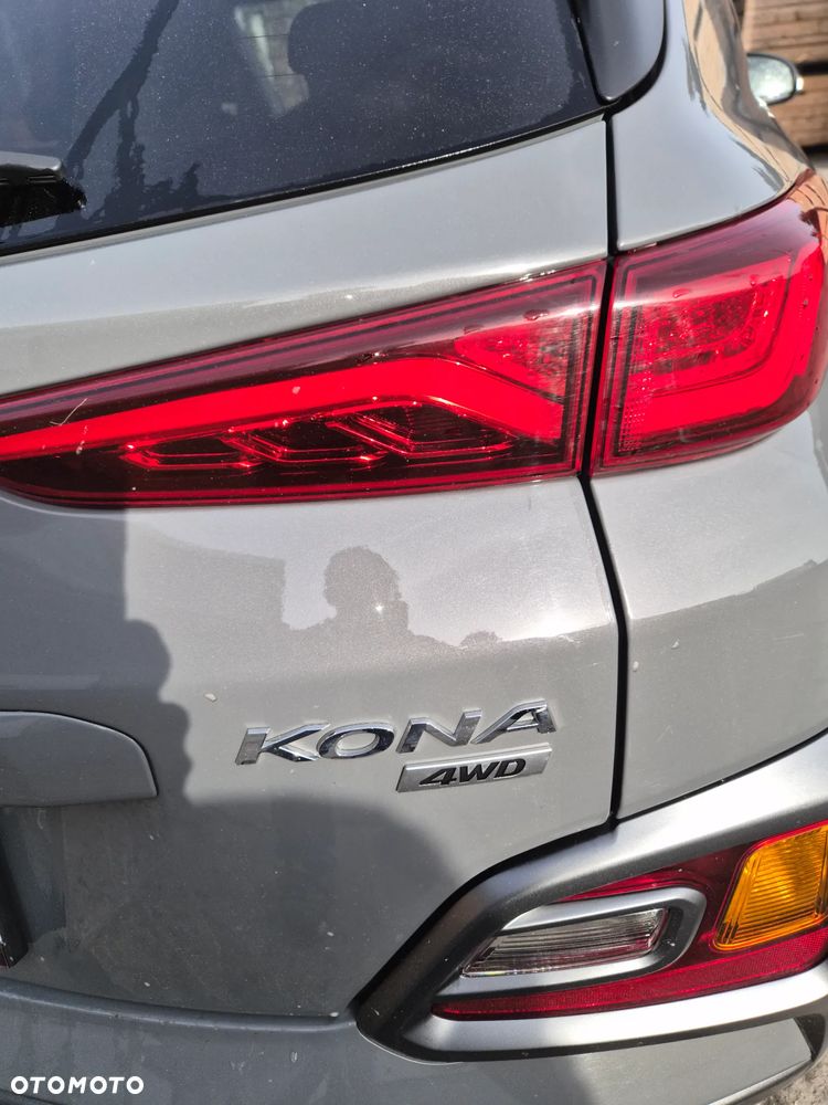 Hyundai Kona 1.6 CRDi Premium 4WD DCT - 11