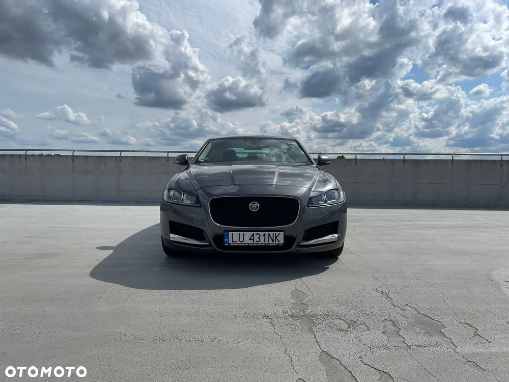 Jaguar XF 20d Prestige - 2