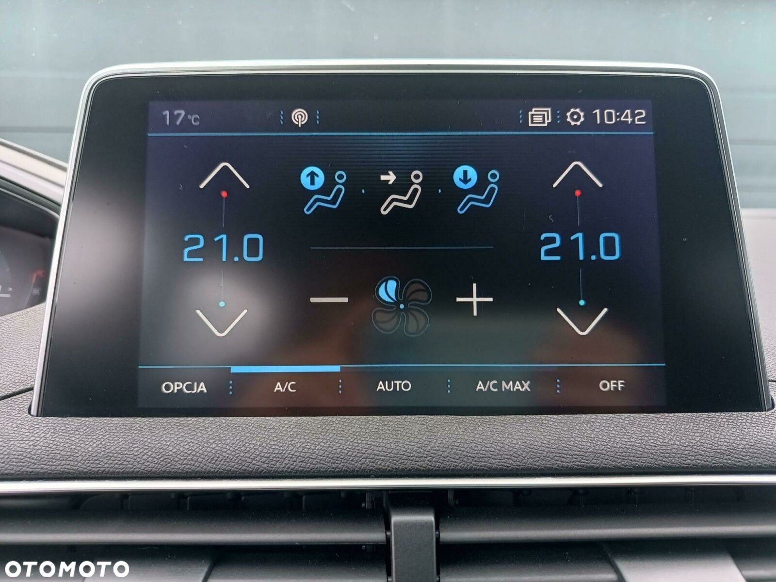 Peugeot 5008 - 36
