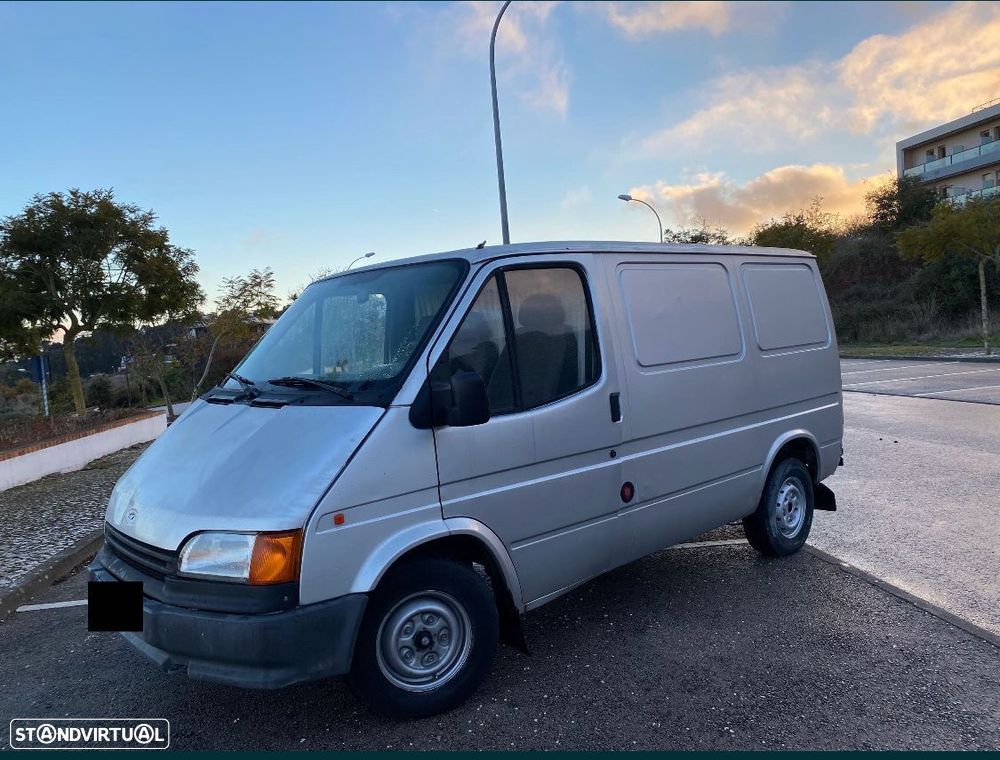Ford Transit - 25