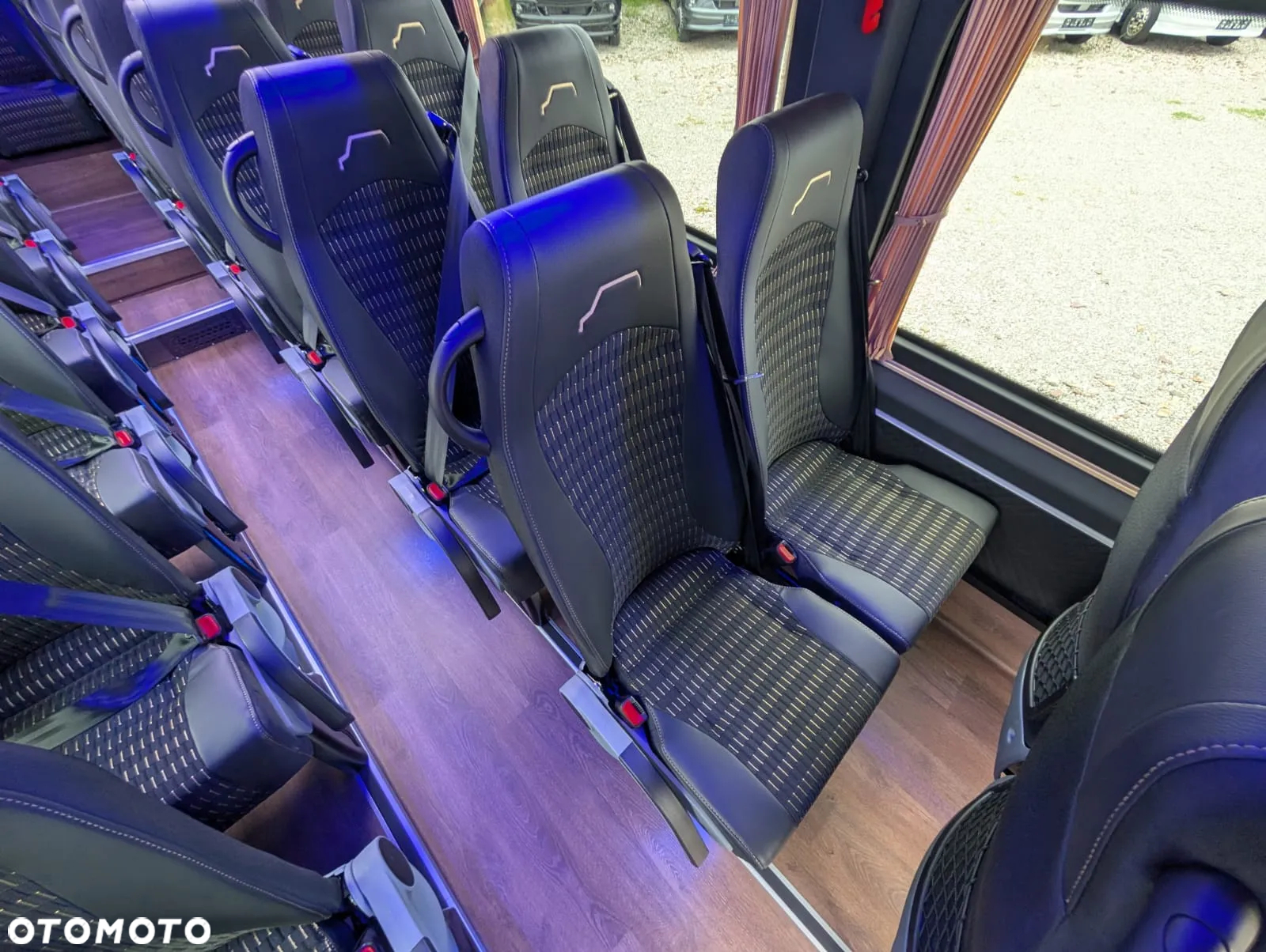 Mercedes-Benz Sprinter 517 - 17
