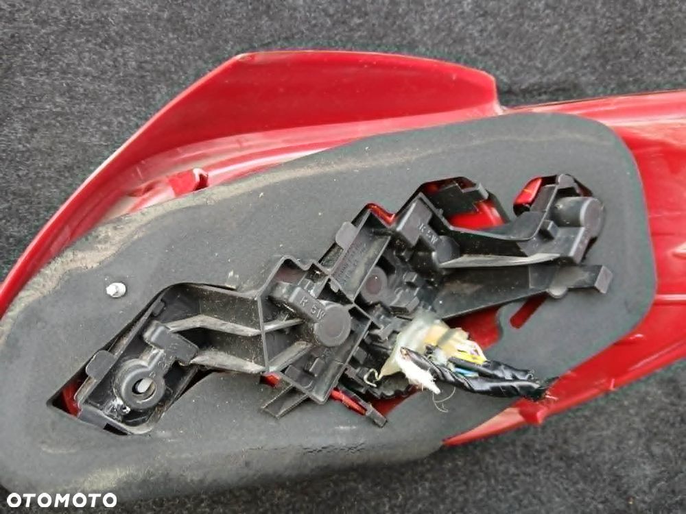 Peugeot 307 HB Lift lampa tylna  lewa. - 5