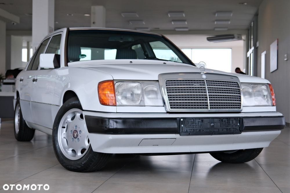 Mercedes-Benz W124 (1984-1993) - 1