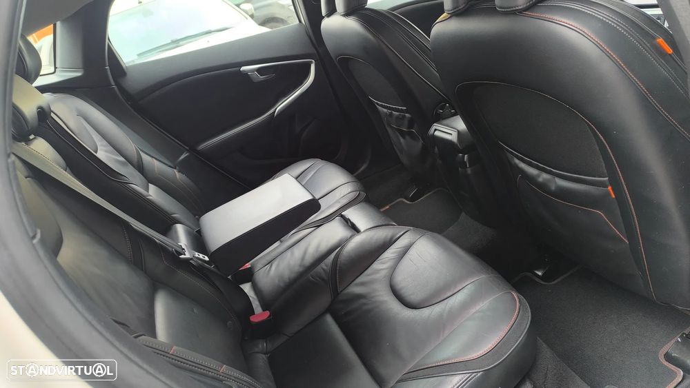 Volvo V40 D2 Powershift Ocean Race - 12