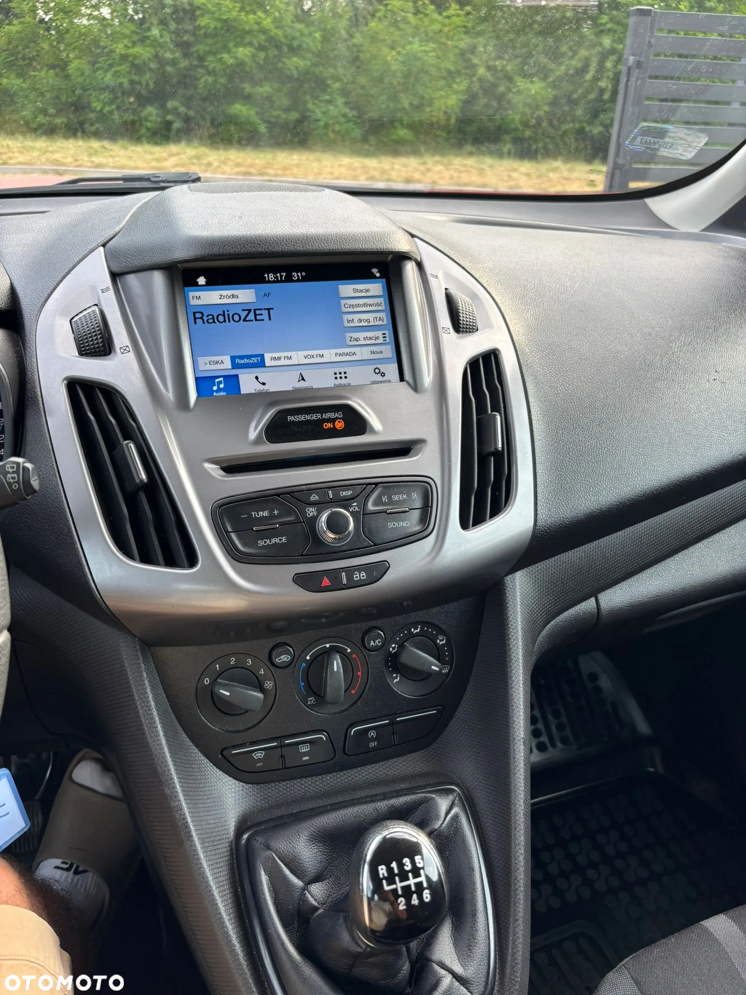 Ford Tourneo Connect 1.5 TDCi Start-Stop Titanium - 21