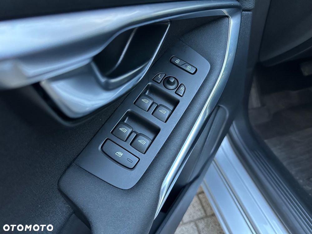 Volvo V40 - 19