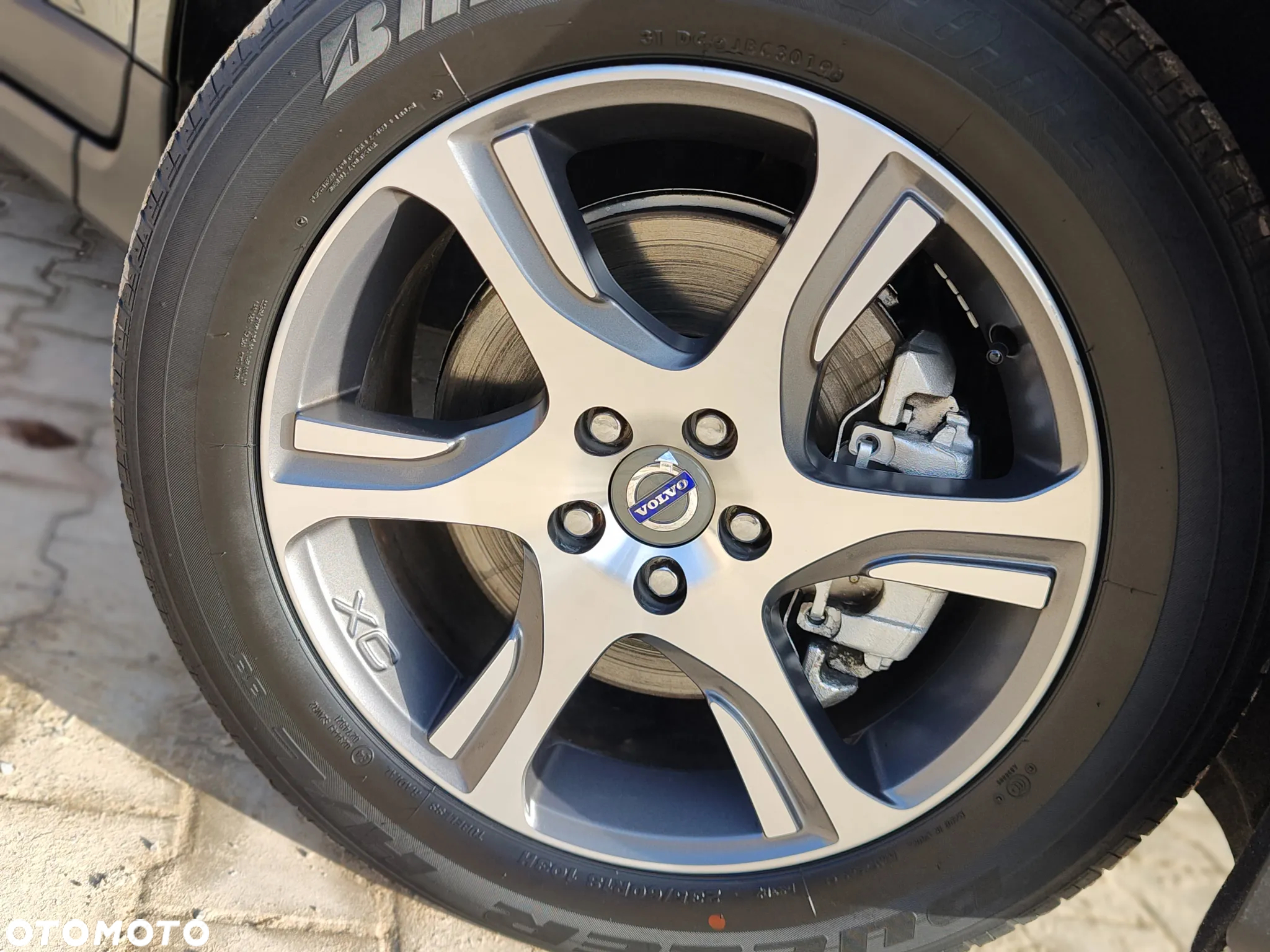 Volvo XC 60 DRIVe Momentum - 3