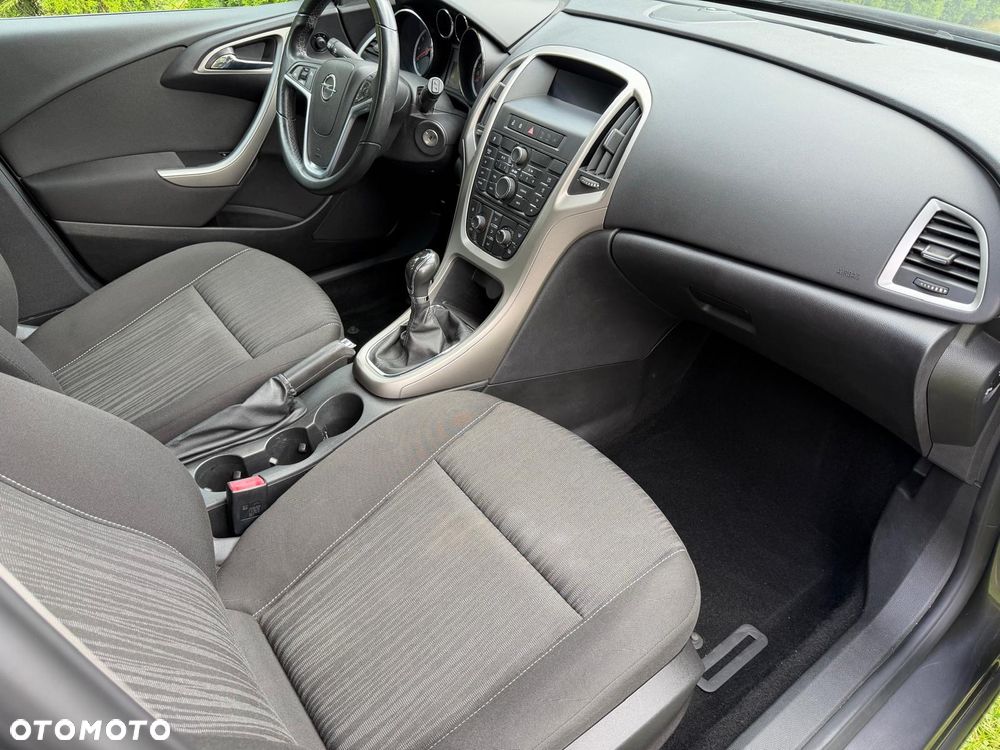Opel Astra 1.6 Cosmo - 11