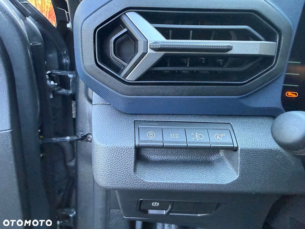 Dacia Duster 1.2 TCe mHEV Journey - 32