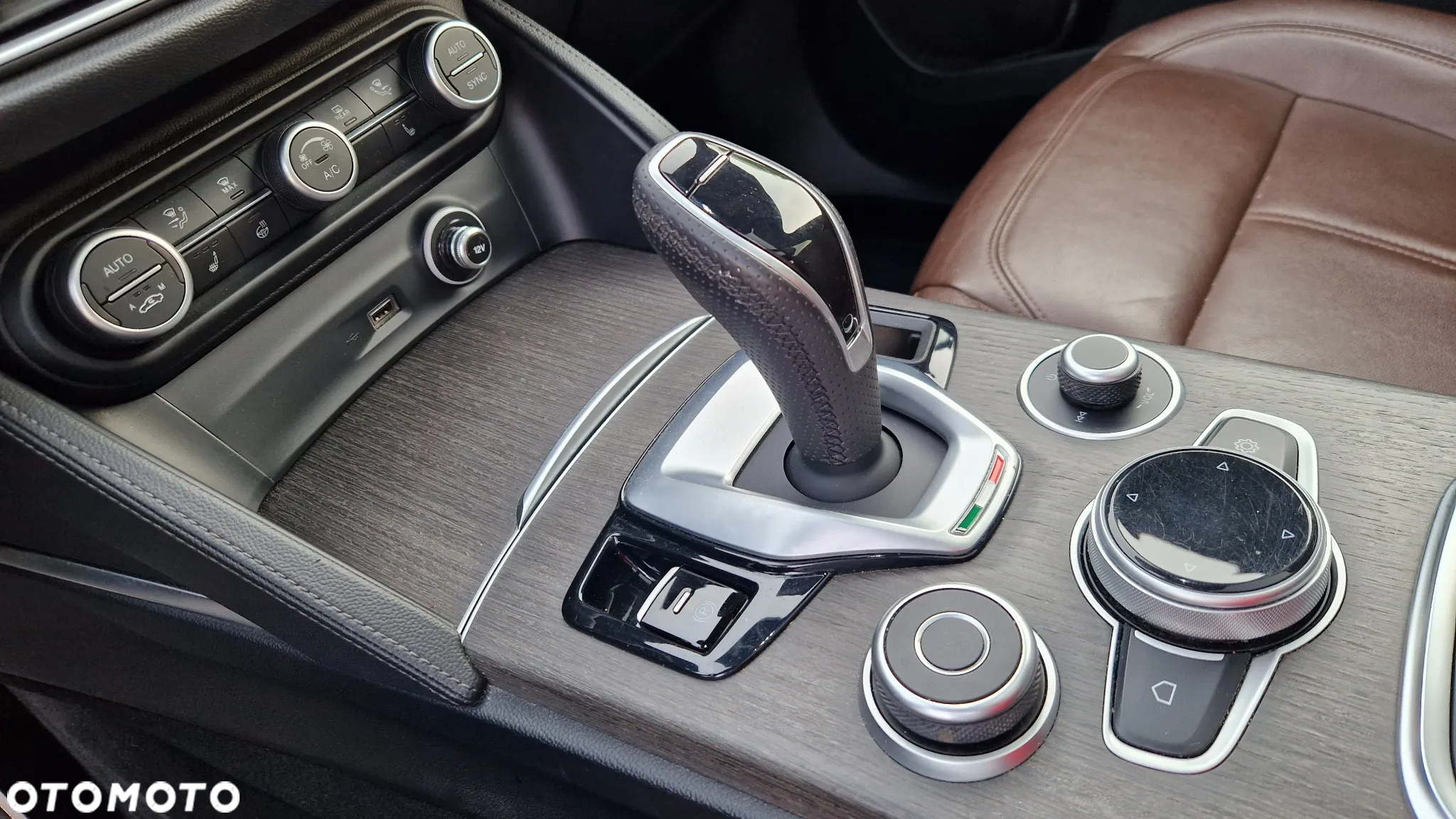 Alfa Romeo Stelvio 2.0 Turbo TI Q4 - 7
