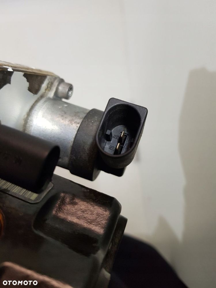 POMPA WTRYSKOWA MERCEDES 3.0 CDI 642 A6420700501 - 8