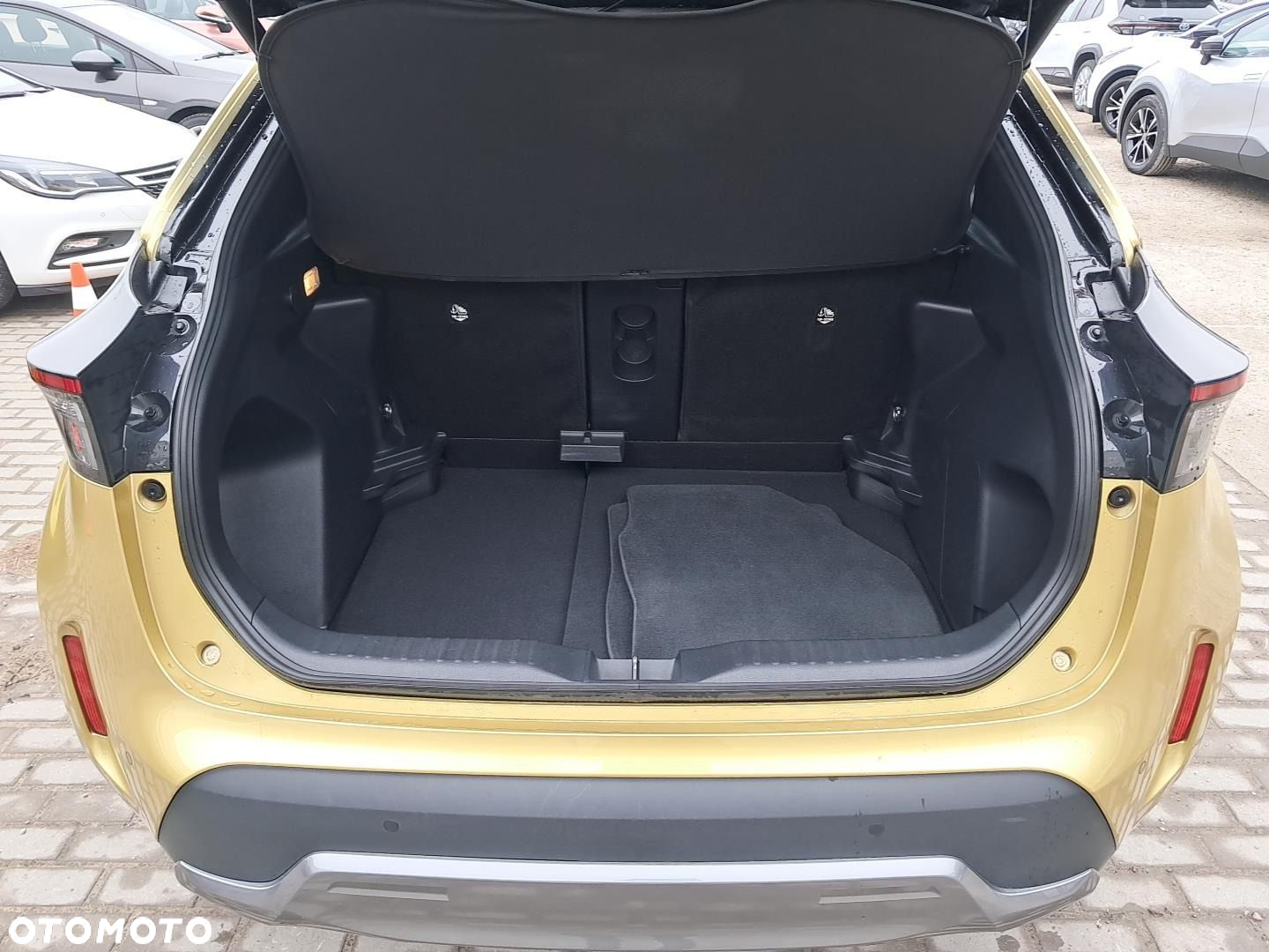 Toyota Yaris Cross - 13