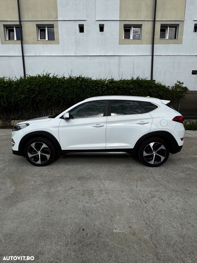 Hyundai Tucson - 12
