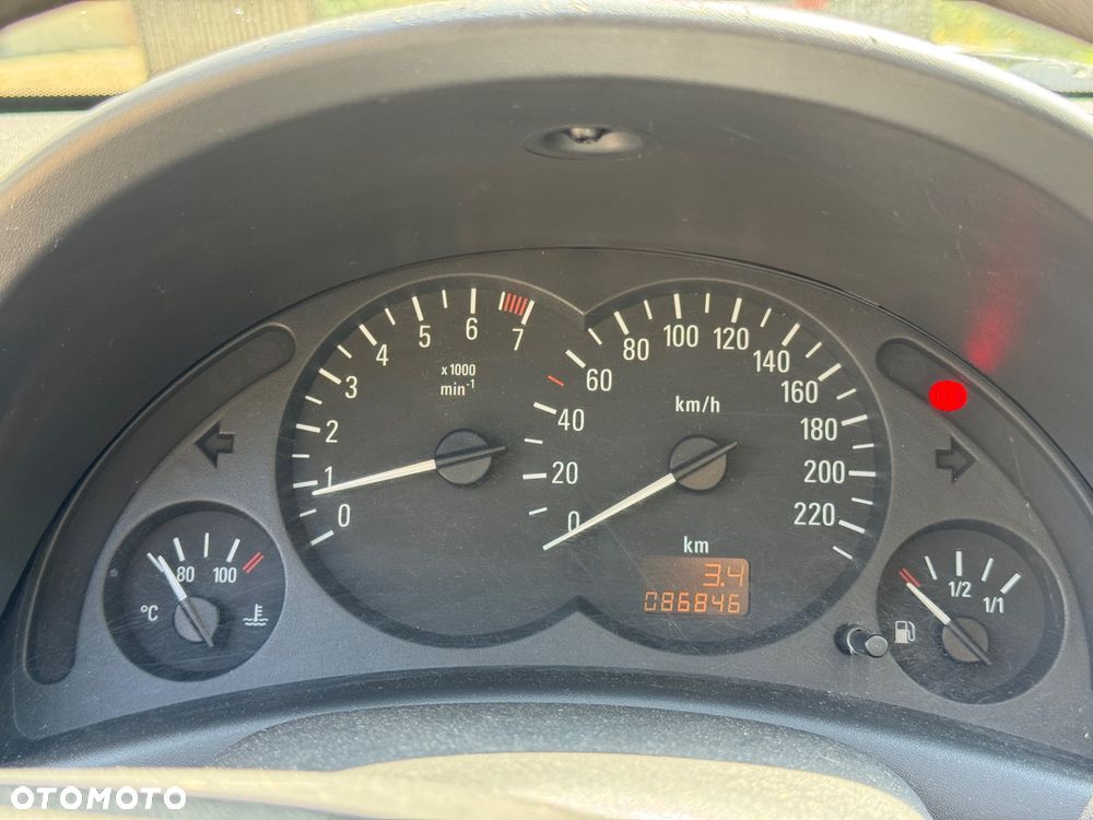 Opel Corsa 1.0 12V Base / Start - 7