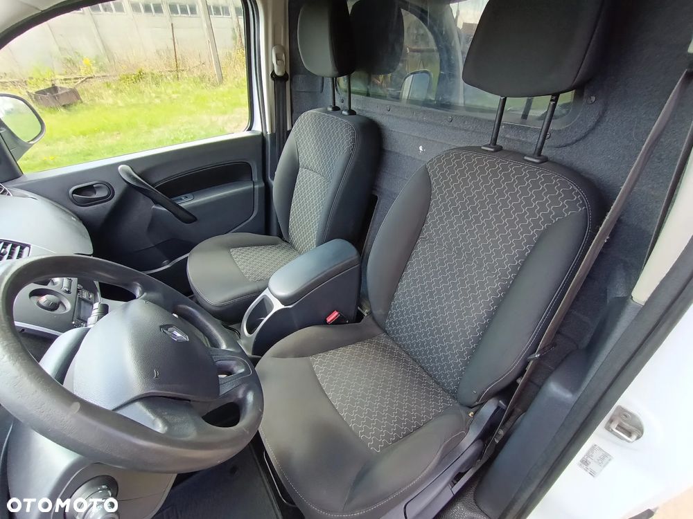 Renault Kangoo wersja MAXI LONG 1.5 diesel 90kM 2016 rok WEBASTO, NIEWIELKI PRZEBIEG-160tyś. SPRAWNY 100% ZAREJESTROWANY!!! - 31