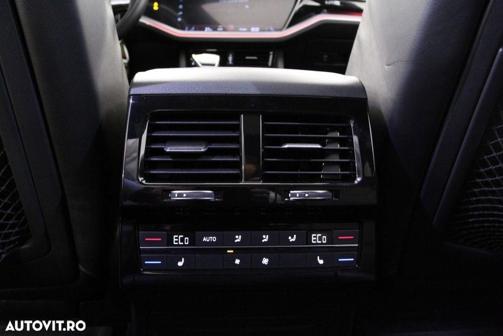 Volkswagen Touareg V6 TDI 4MOTION R-Line - 20