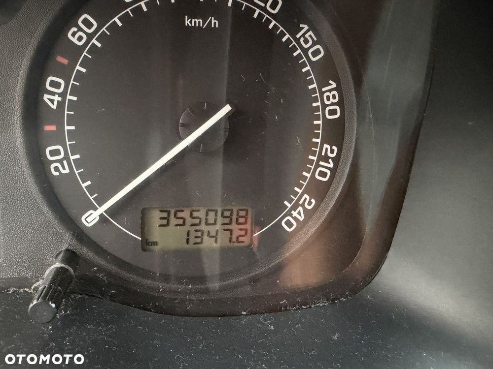 Skoda Octavia 1.9 TDI Tour - 10