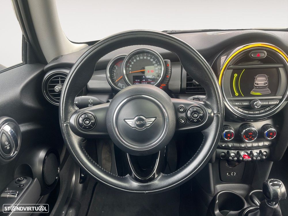 MINI 3 Portas One D - 12