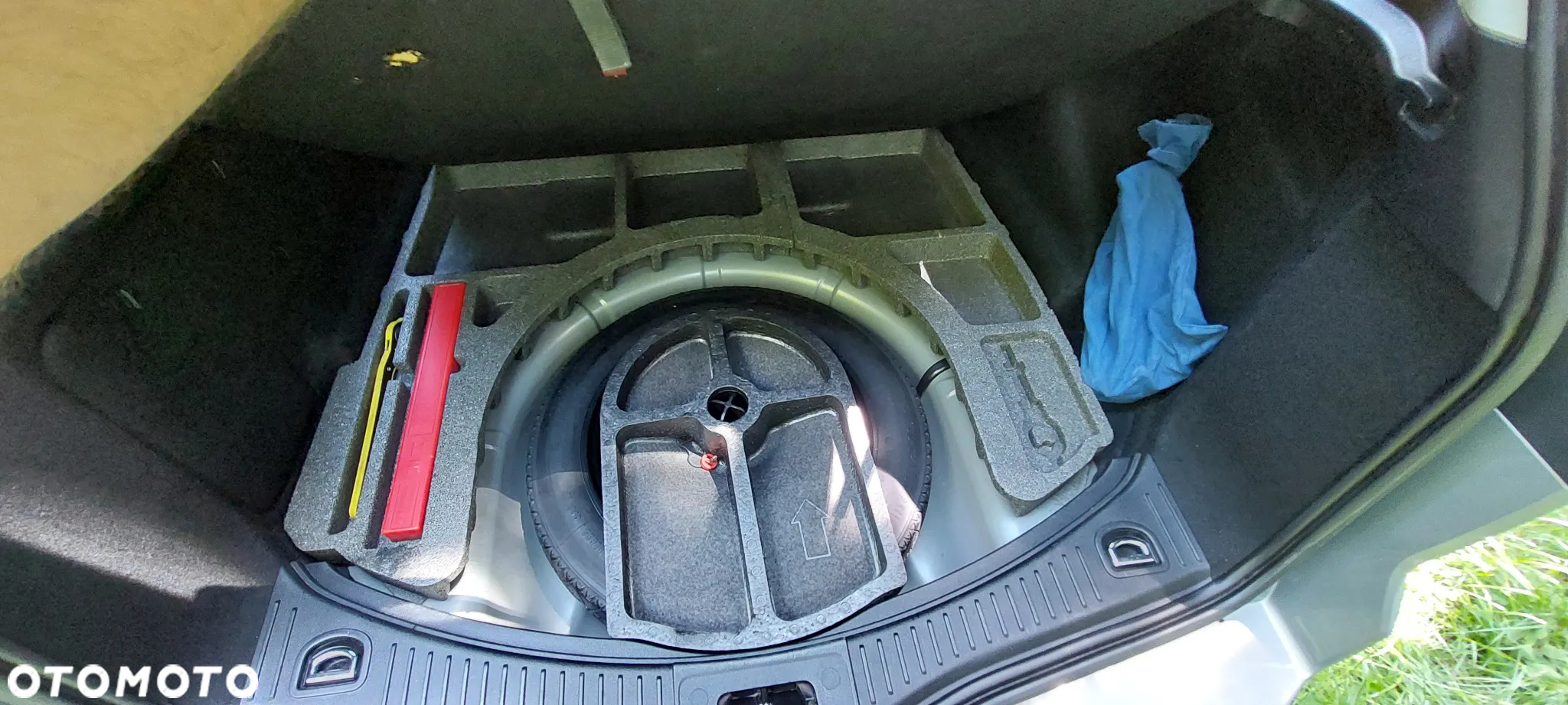 Ford Mondeo Turnier 2.0 TDCi Ambiente - 12
