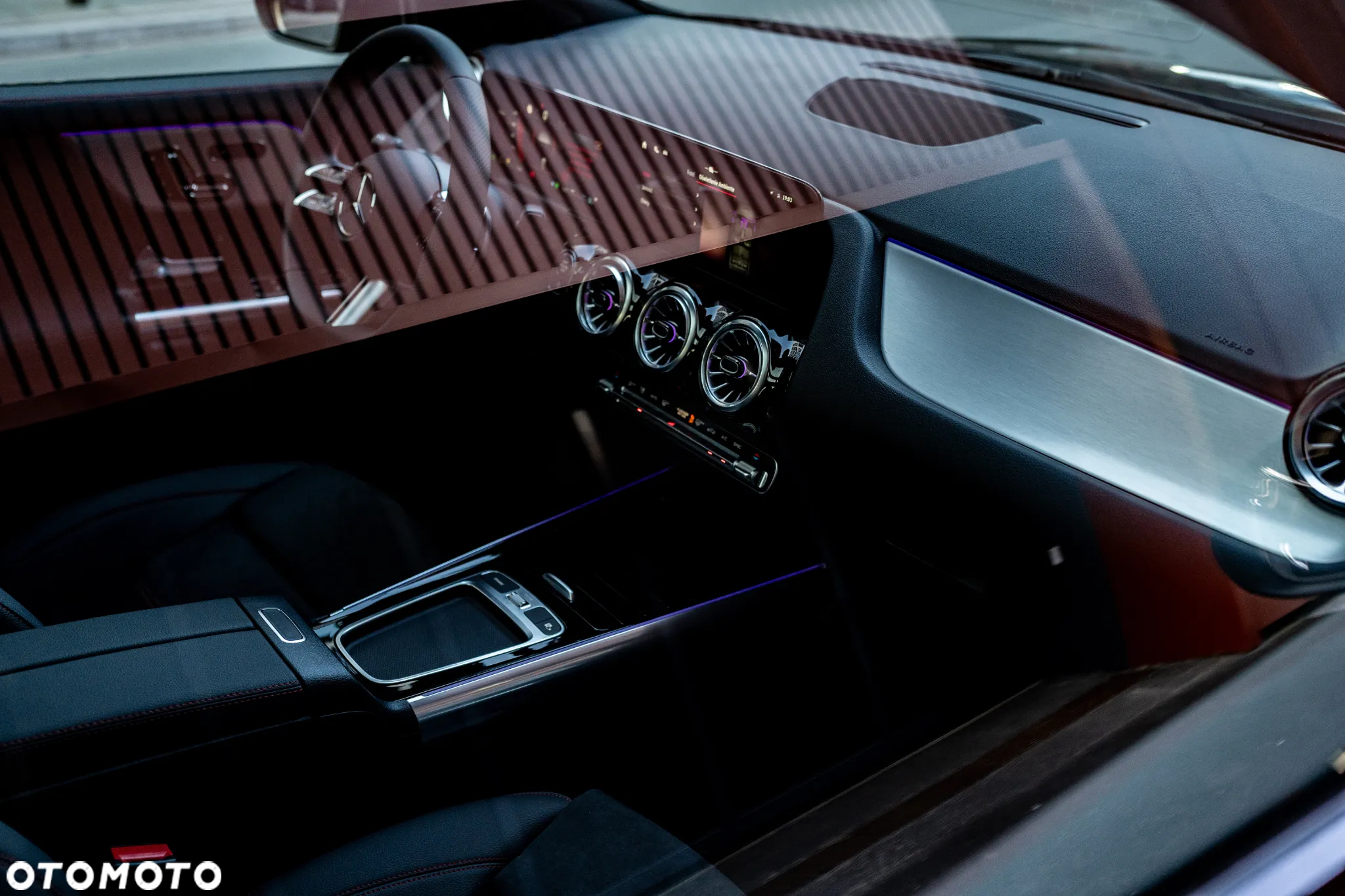 Mercedes-Benz GLA 200 mHEV AMG Line 7G-DCT - 24
