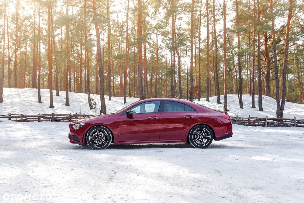 Mercedes-Benz CLA 250 4-Matic AMG Line - 3
