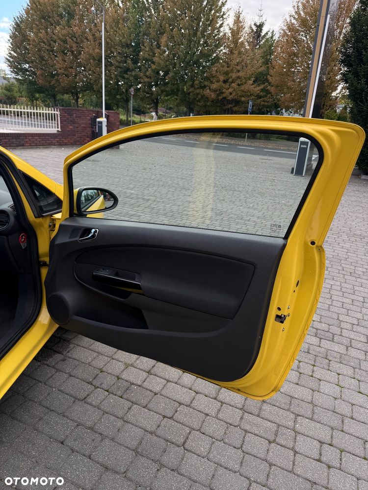 Opel Corsa 1.0 12V Essentia - 13