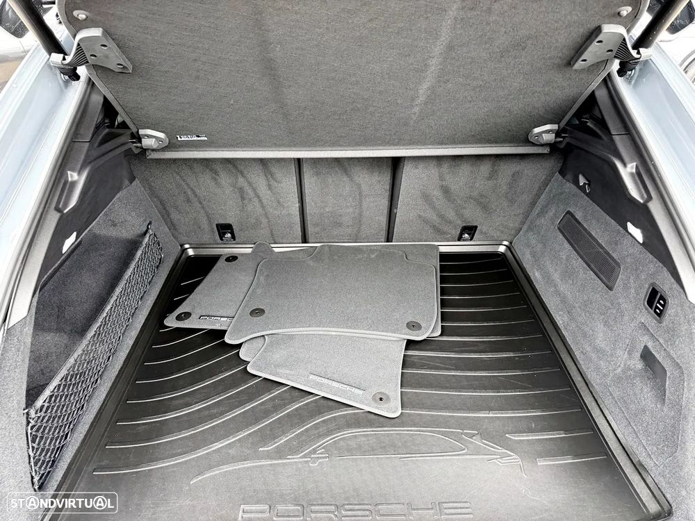 Porsche Cayenne Coupé Turbo - 41